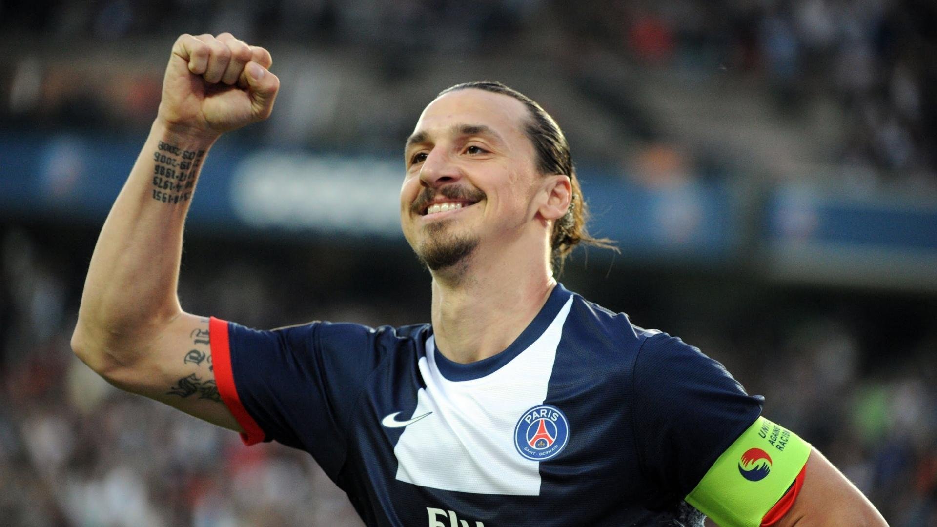 综合格斗赛场焦点！克罗地亚队对阵意大利队，强强对话引爆全球球迷关注